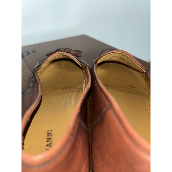 Magnanni Brown Leather Loafer Dress Shoes 9 Almond Toe Tassle 10265 Quiet Luxury main image 6